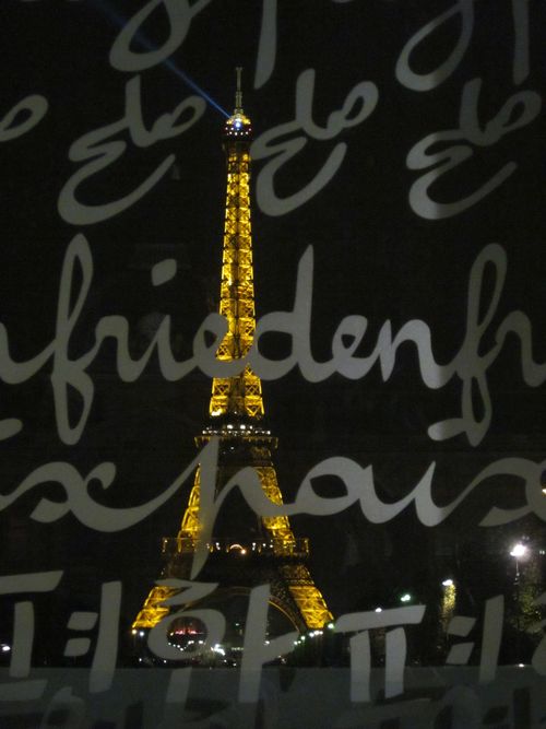 Ecole Militaire Friedensdenkmal Eiffelturm 005