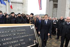 download-1-manif-1940-plaque-sarkozy