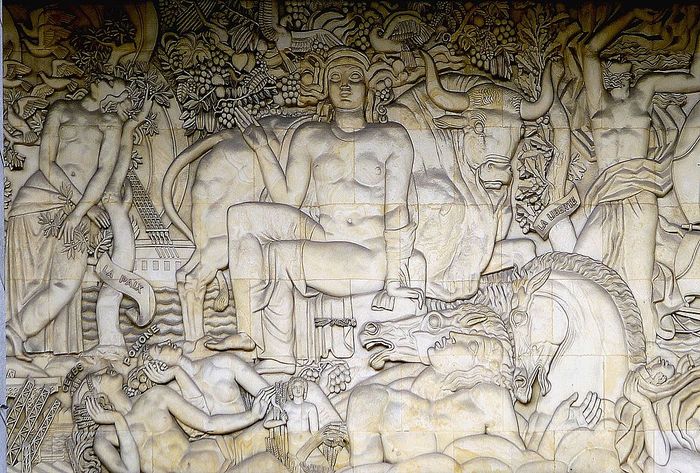 1024px-P1030713_Paris_XII_Palais_de_la_Porte_Dorée_détail_fresque_rwk