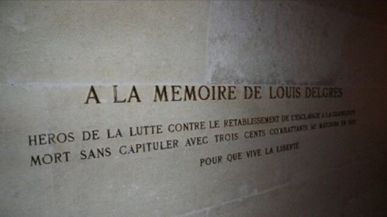 plaque-louis-delgres-pantheon-592335
