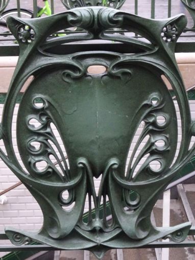 DSC01860 Metro Eingang Guimard