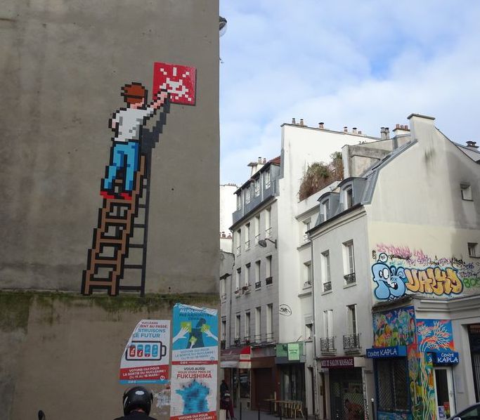 DSC02890 Invader rue de Montreuil (3)