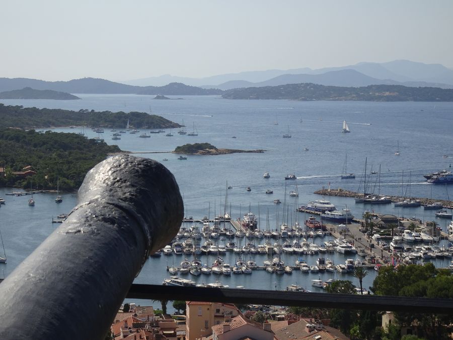 Dieses Bild hat ein leeres alt-Attribut; sein Dateiname ist dsc08799-porquerolles-giens-2023-141.jpg