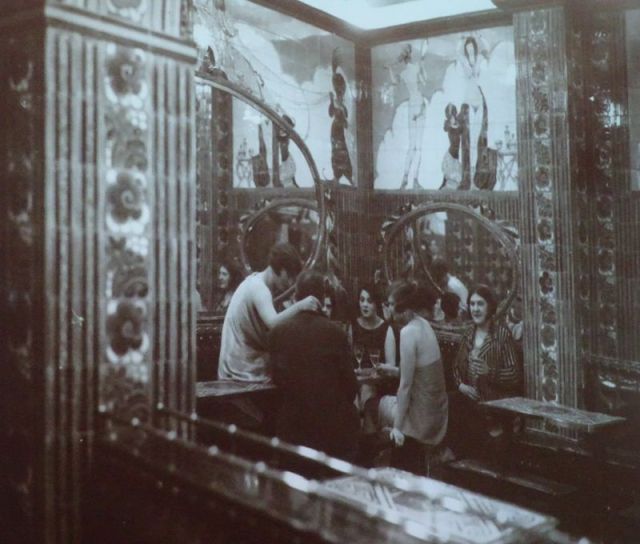 DSC04074 Aux belles poules (30)