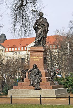 Felix_Mendelssohn_Bartholdy_Denkmal_Leipzig_2011