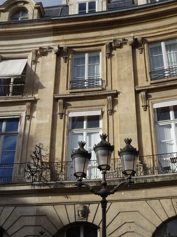 DSC07057 place des victoires (10)