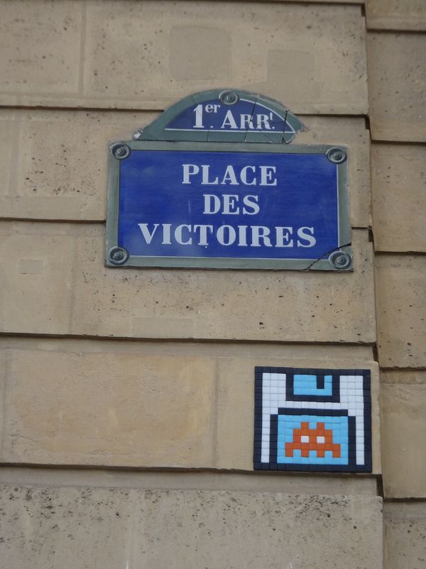 DSC07057 place des victoires (12)