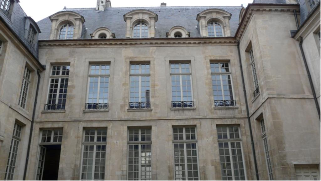 paris_4_hotel_albret