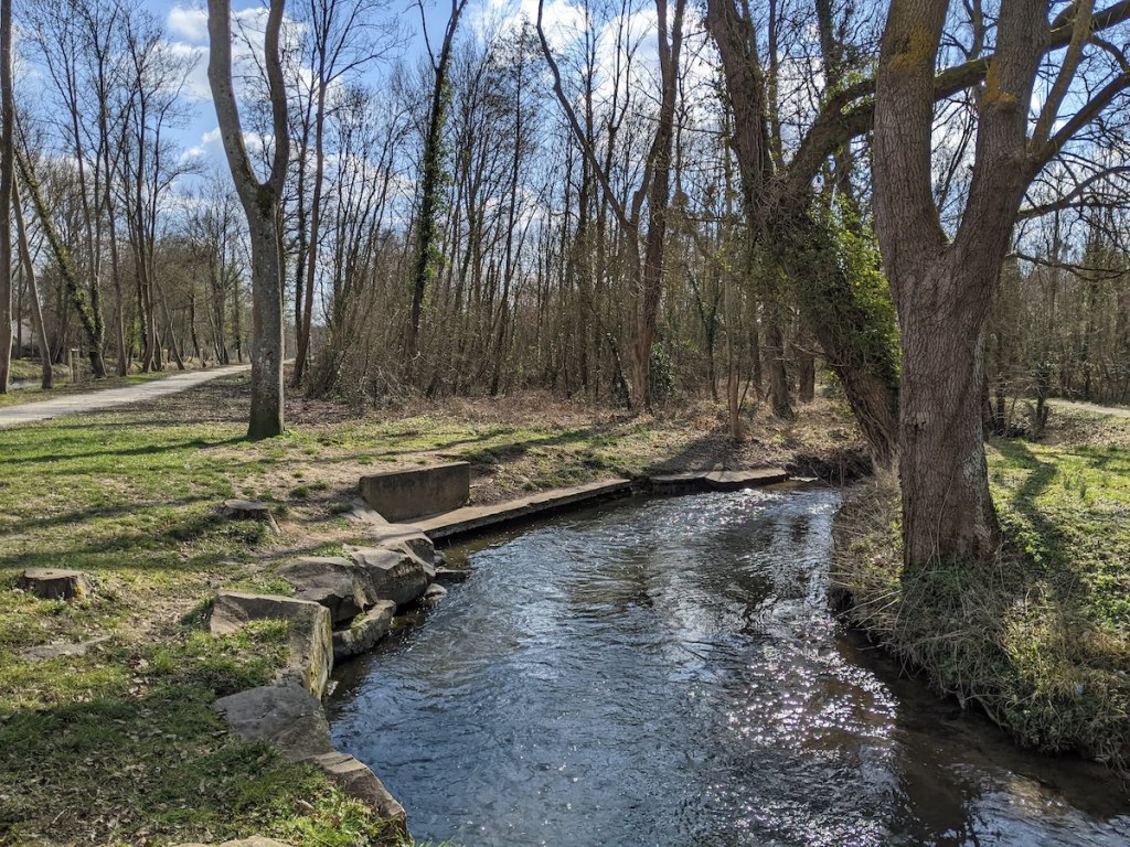 Dieses Bild hat ein leeres alt-Attribut; sein Dateiname ist baladecanal01.jpg